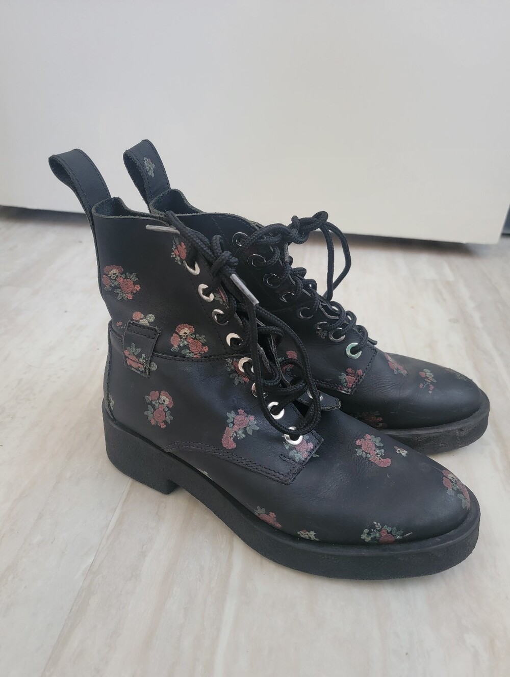 Steve Madden Leather Floral Grunge Ankle Chunky Combat Envious  Boots 7